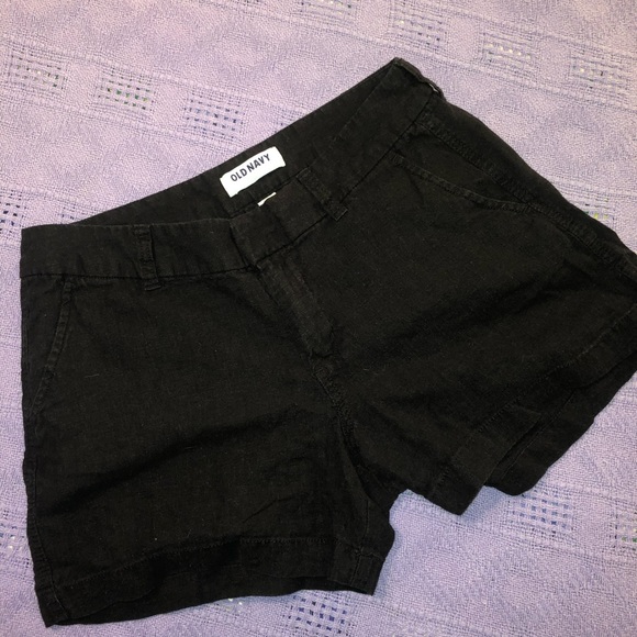 Old Navy Black Chino Shorts - Picture 1 of 3